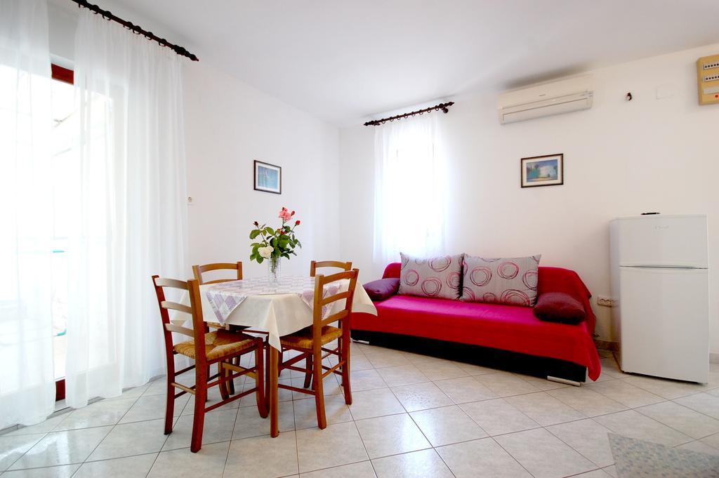 Apartments Klic Malinska Esterno foto